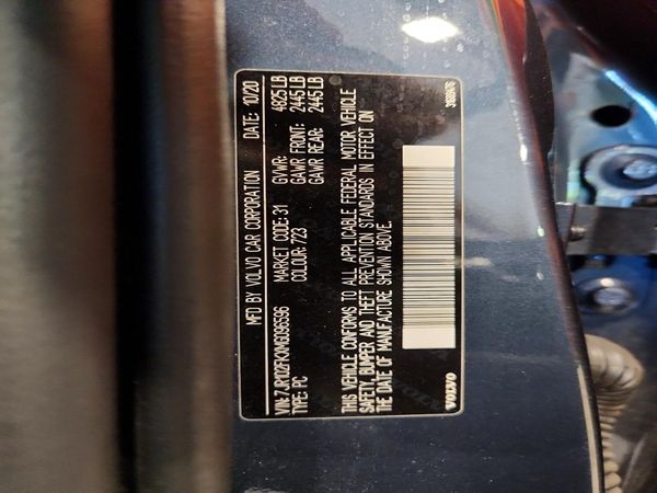 2021 VOLVO S60 Momentum