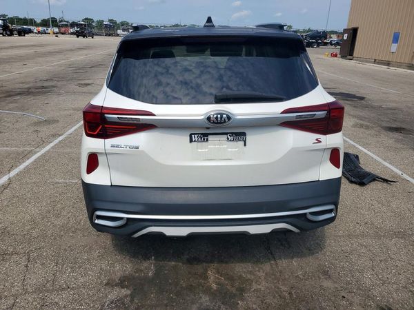 2021 KIA SELTOS S