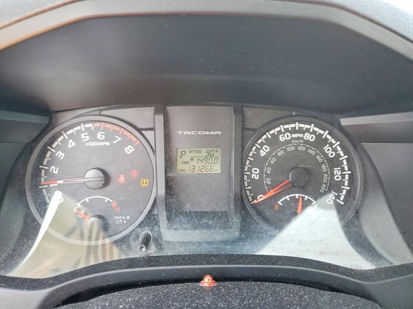 2017 TOYOTA TACOMA SR/SR5
