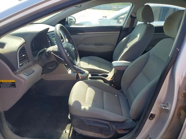 2017 HYUNDAI ELANTRA SE Base
