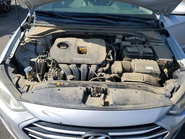 2017 HYUNDAI ELANTRA SE Base
