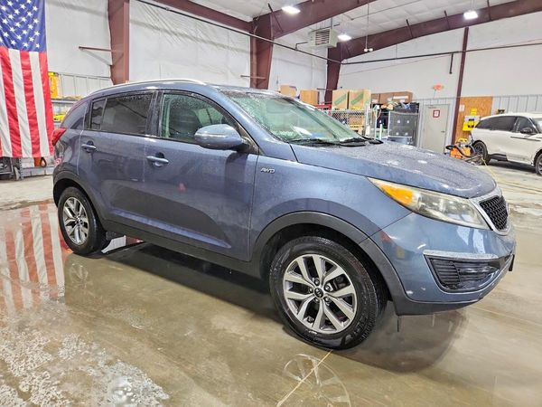 2015 KIA SPORTAGE GL - Middle-low