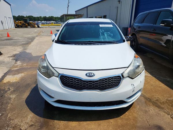 2016 KIA FORTE GL (Middle-Low Grade)