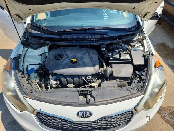 2016 KIA FORTE GL (Middle-Low Grade)