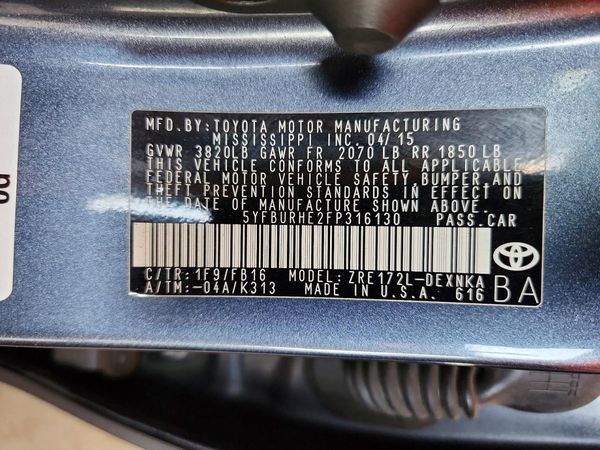 2015 TOYOTA COROLLA