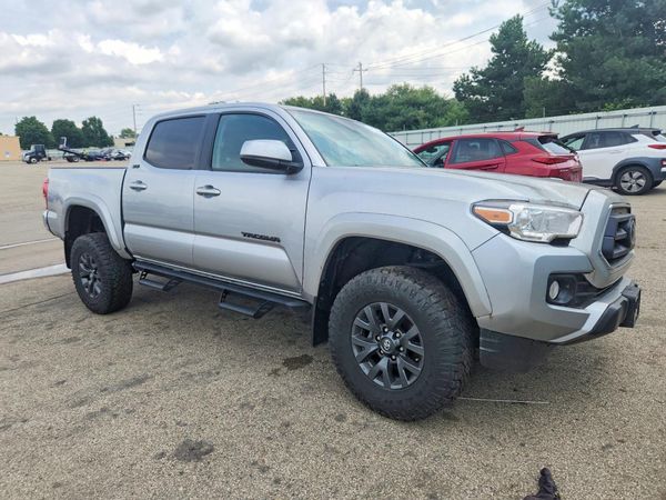 2023 TOYOTA TACOMA SR5 — Passenger 3/4