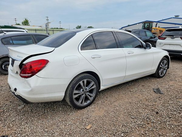2018 MERCEDES-BENZ C C300d-4M