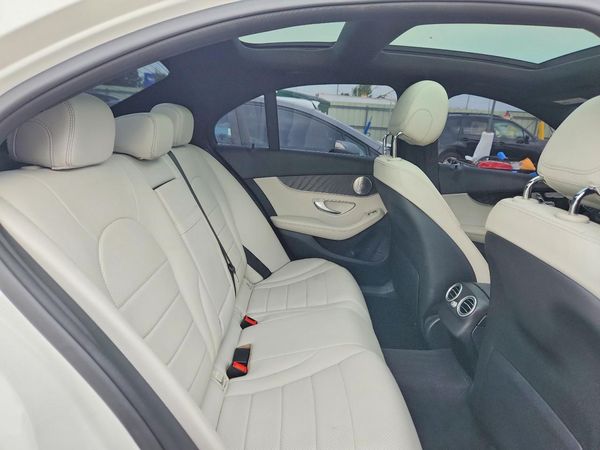 2018 MERCEDES-BENZ C C300d-4M