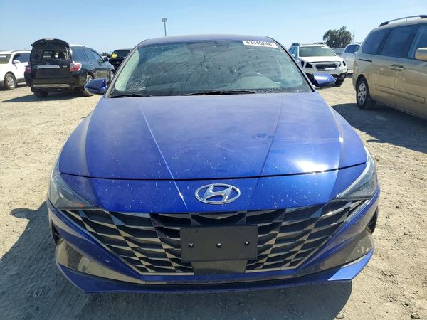2022 HYUNDAI ELANTRA