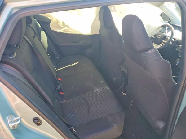 2017 TOYOTA PRIUS