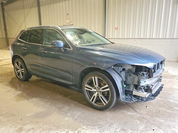 2021 VOLVO XC60