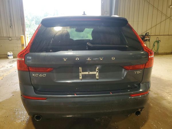 2021 VOLVO XC60