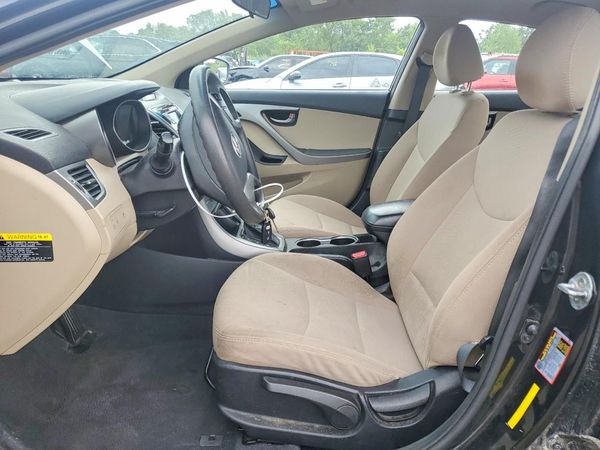 2016 HYUNDAI ELANTRA