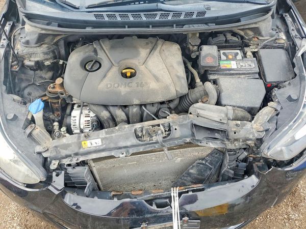 2016 HYUNDAI ELANTRA