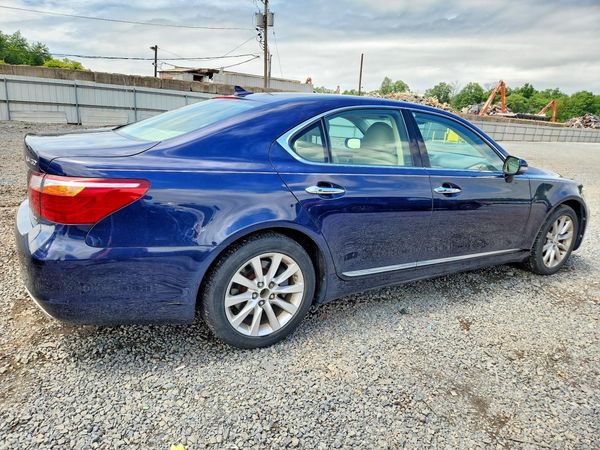 2012 LEXUS LS 460