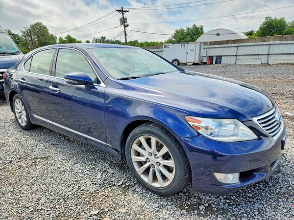 2012 LEXUS LS 460