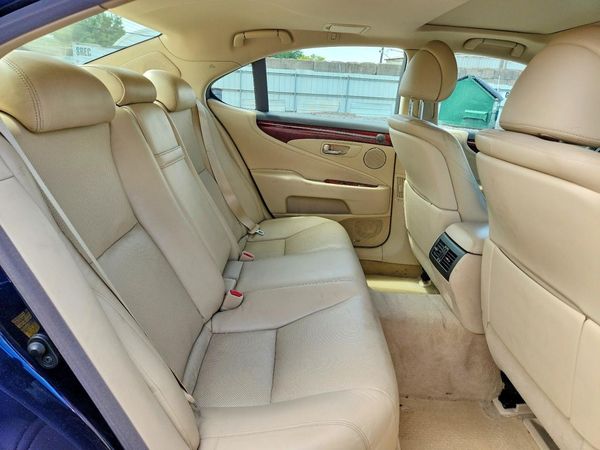 2012 LEXUS LS 460