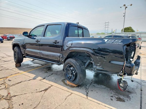 2018 TOYOTA TACOMA SR/SR5