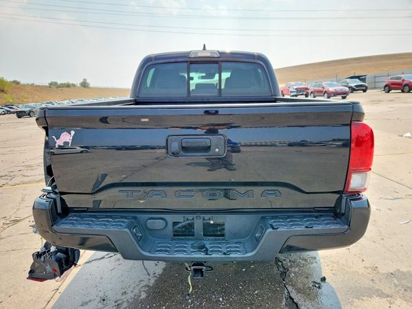 2018 TOYOTA TACOMA SR/SR5