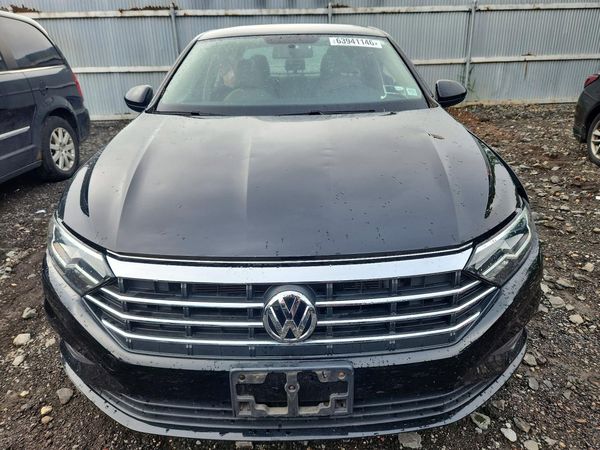 2021 VOLKSWAGEN JETTA S / SE / R-Line