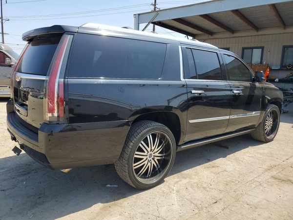 2016 CADILLAC ESCALADE ESV Platinum