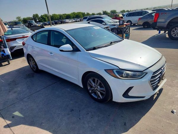 2017 HYUNDAI ELANTRA
