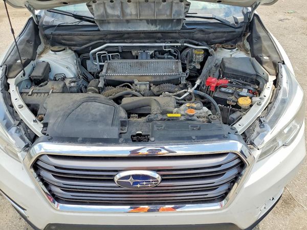 2019 SUBARU ASCENT Premium 8+ES