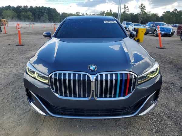 2020 BMW 740