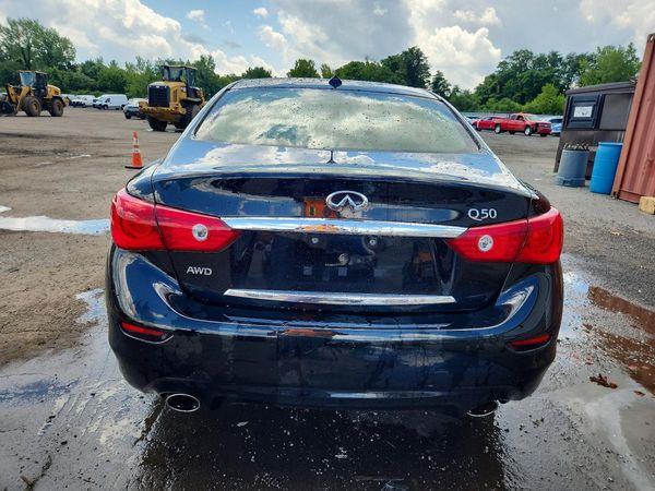 2015 INFINITI Q50