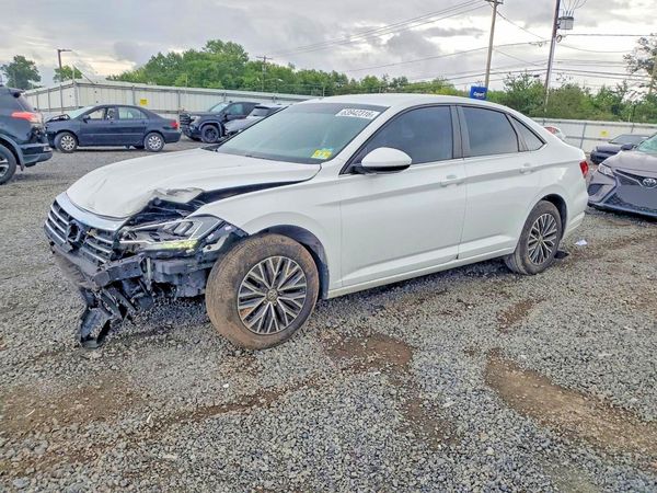 2021 VOLKSWAGEN JETTA
