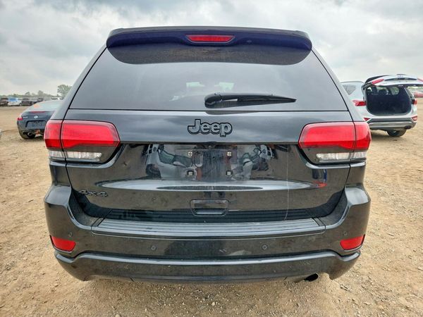 2017 JEEP GRAND CHEROKEE LAREDO 4X4