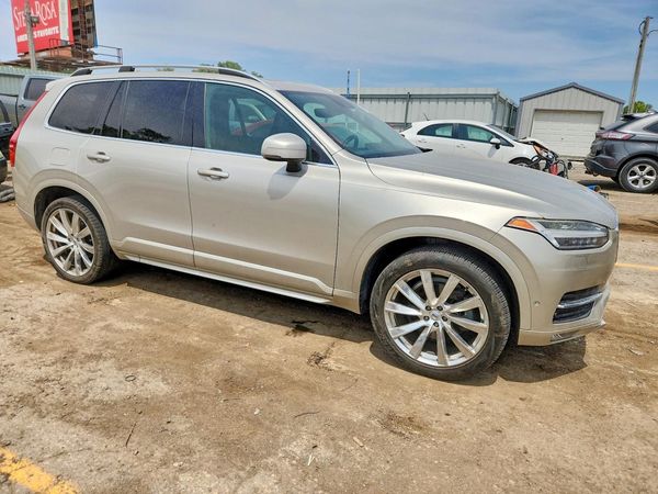 2016 VOLVO XC90 SV42 Momentum