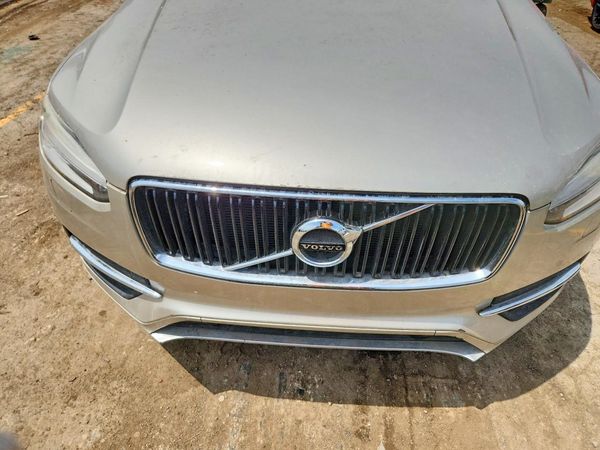 2016 VOLVO XC90 SV42 Momentum