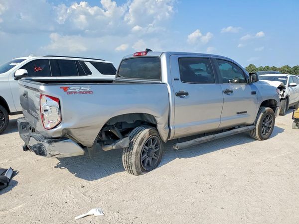 2021 TOYOTA TUNDRA SR5 grade
