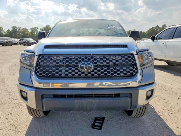 2021 TOYOTA TUNDRA SR5 grade