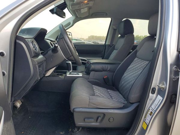 2021 TOYOTA TUNDRA SR5 grade