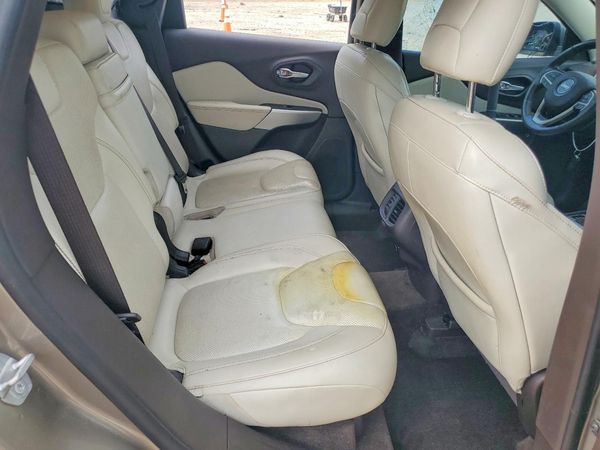 2016 JEEP CHEROKEE OVERLAND FWD