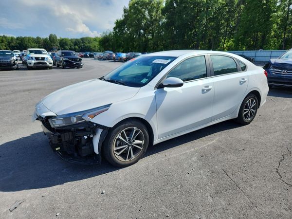 2022 KIA FORTE