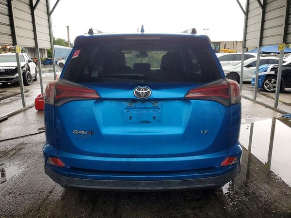 2018 TOYOTA RAV4 LE