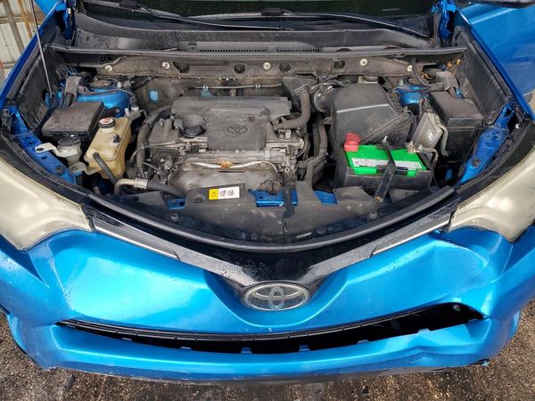 2018 TOYOTA RAV4 LE