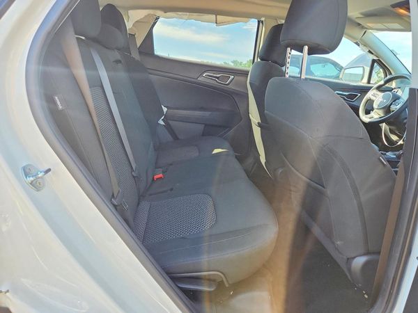 2025 KIA SPORTAGE LX