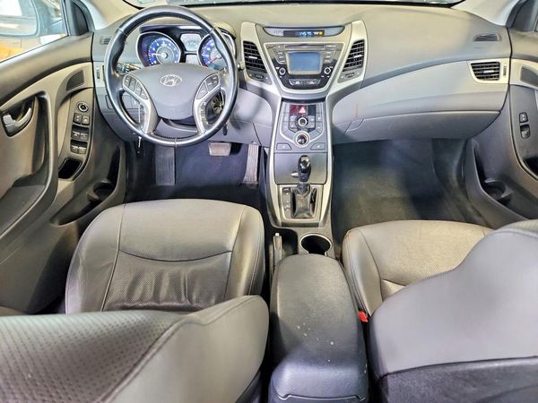 2015 HYUNDAI ELANTRA