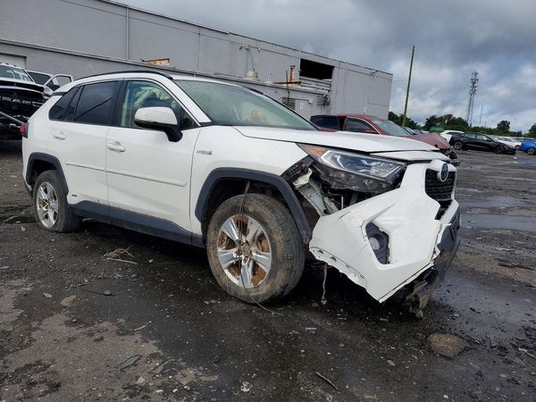 2021 TOYOTA RAV4 XLE HV