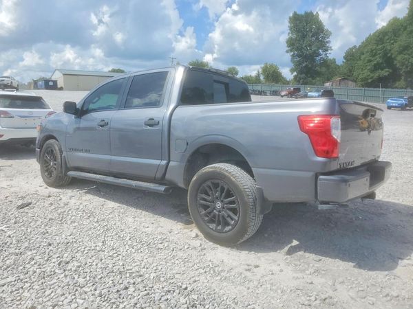 2018 NISSAN TITAN