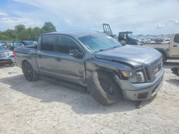 2018 NISSAN TITAN