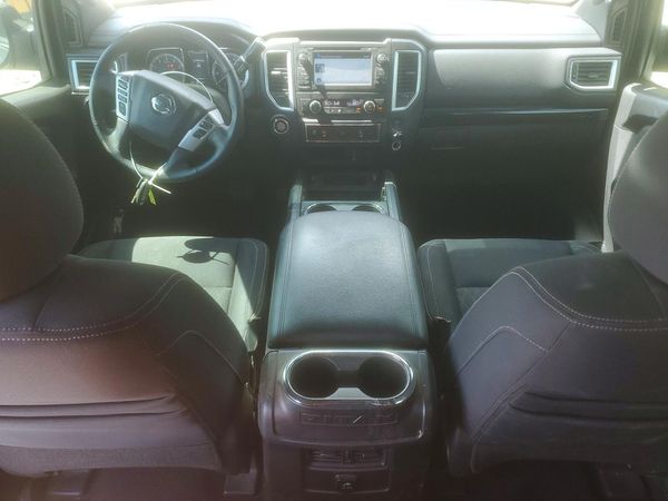 2018 NISSAN TITAN