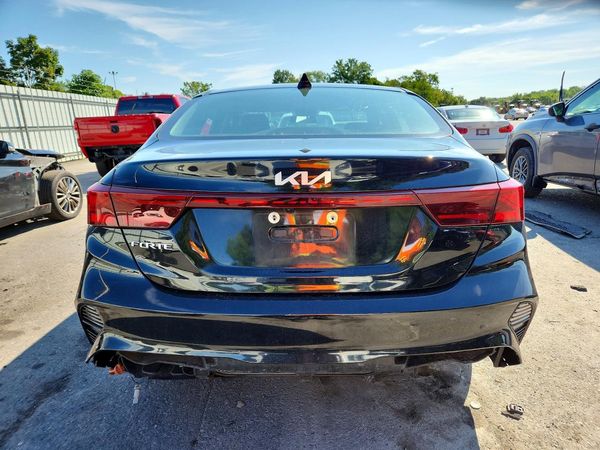 2022 KIA FORTE