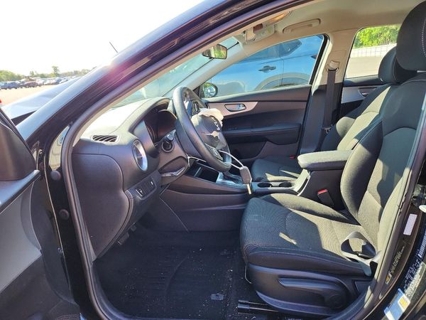 2022 KIA FORTE