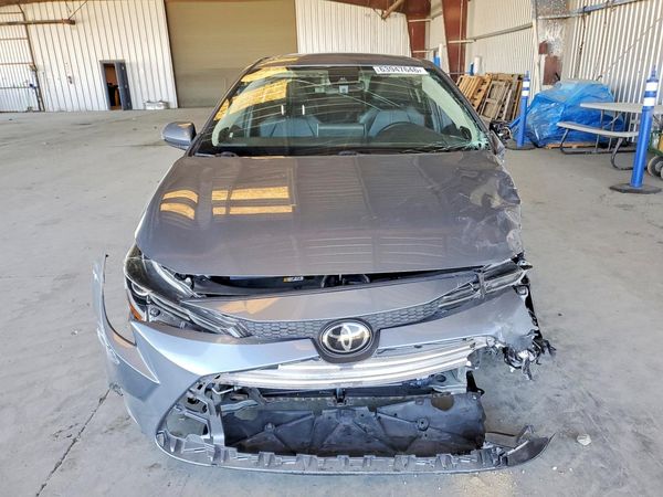 2020 TOYOTA COROLLA XLE