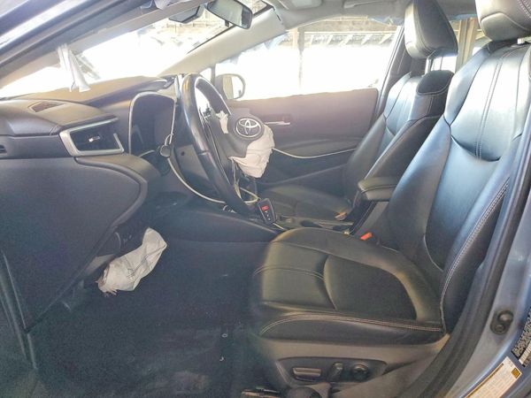 2020 TOYOTA COROLLA XLE